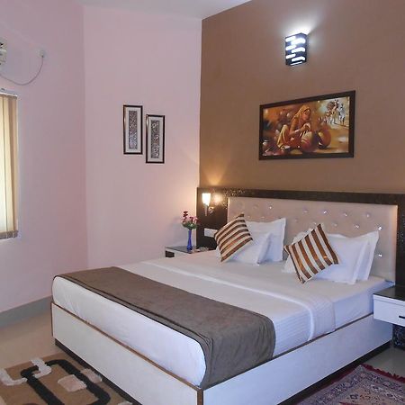Hotel The Pearl Puri Zewnętrze zdjęcie