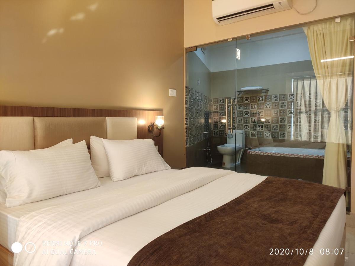 Hotel The Pearl Puri Zewnętrze zdjęcie