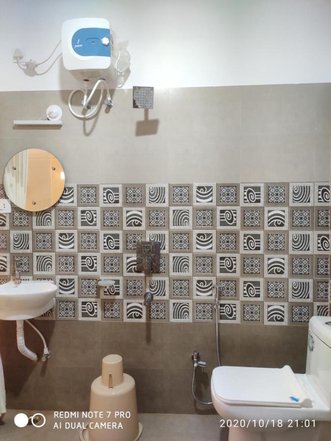 Hotel The Pearl Puri Zewnętrze zdjęcie